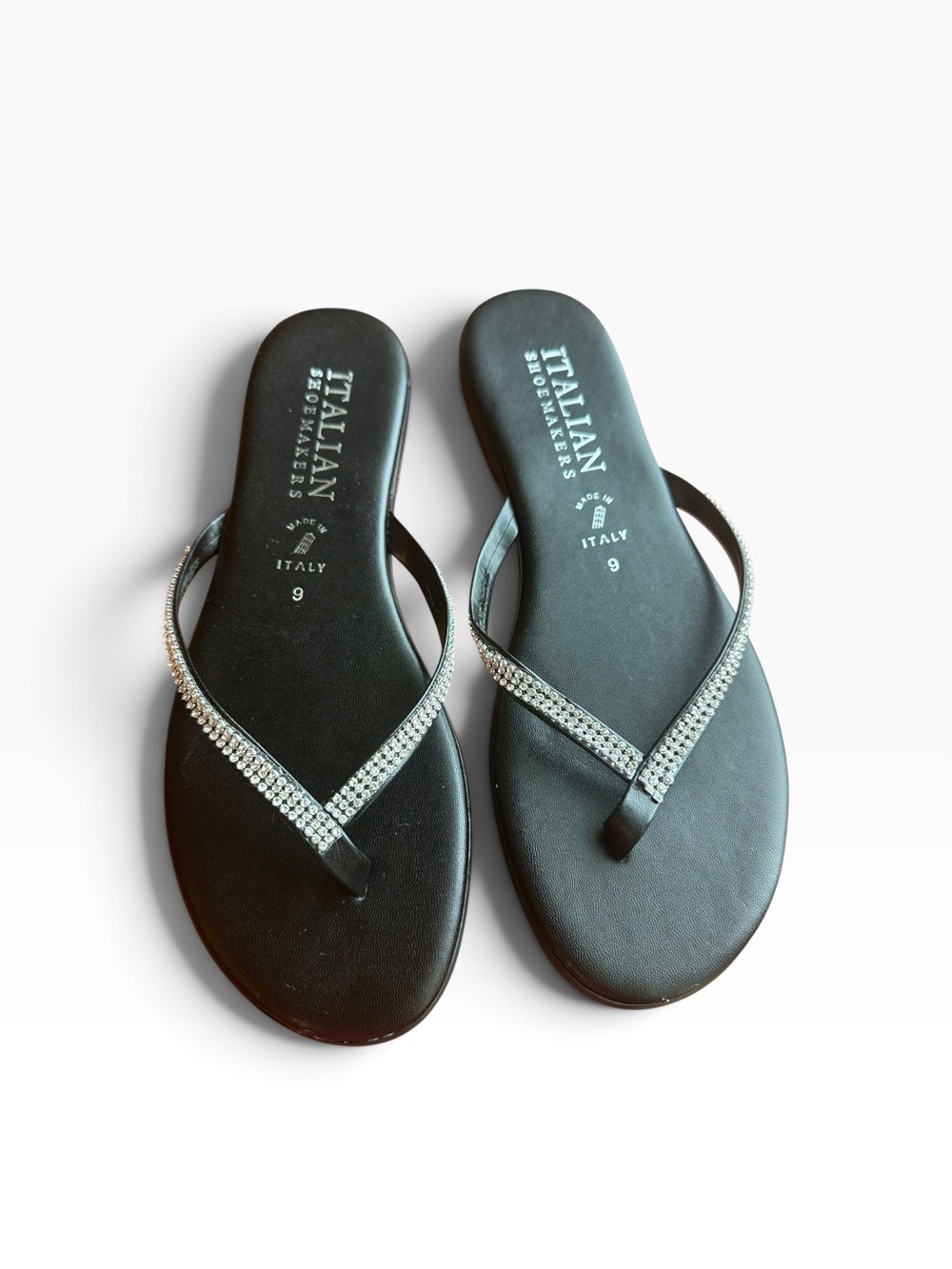 🧡 Italian Shoemakers Black Rhinestone Flip Flop Sandals 🧡